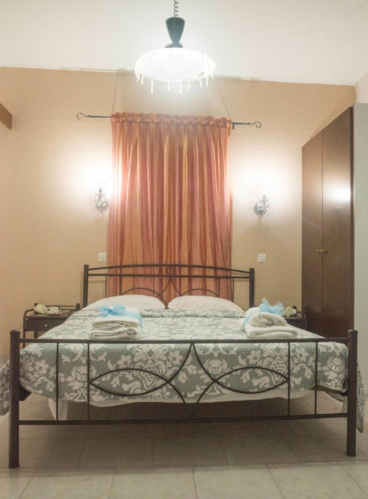 Antonios Hotel Фалираки Екстериор снимка