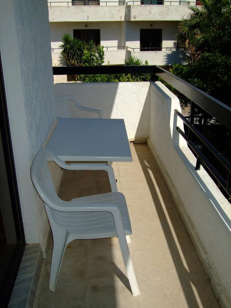 Antonios Hotel Фалираки Екстериор снимка