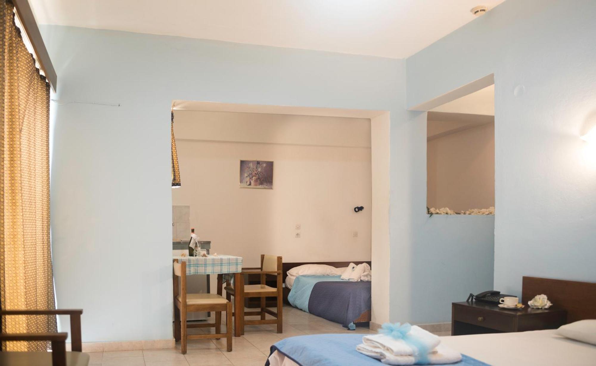 Antonios Hotel Фалираки Стая снимка